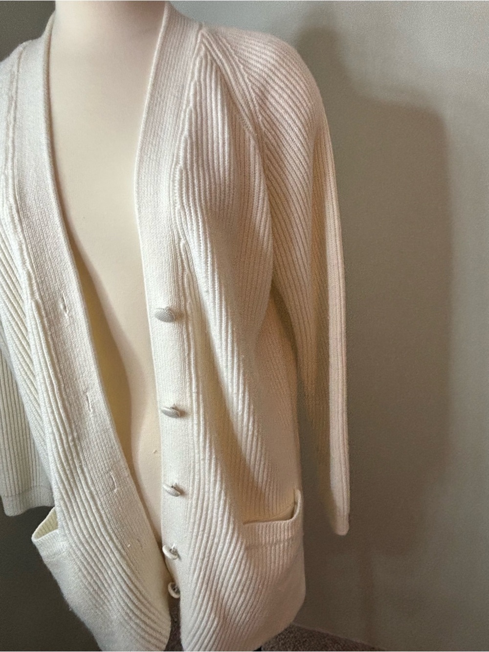 Classic Cream Ribbed Button-Front Cardigan Sweater‎ - Picture 2 of 8